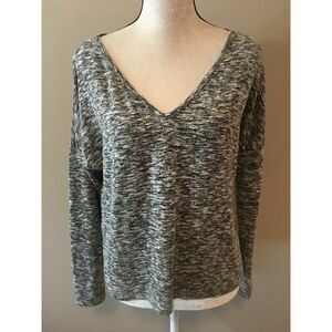Tobey Grey Womens Black White Gray Long Sleeve V Neck Top Small
